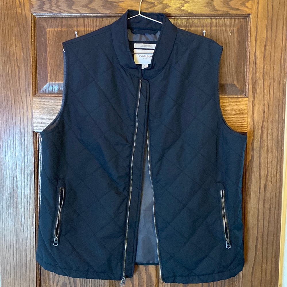 goodfellow diamond quilted vest